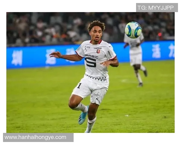 巴黎日耳曼主场迎战亚眠争夺法甲积分榜重要胜利 巴黎日耳曼主场迎战亚眠争夺法甲积分榜重要胜利