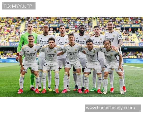 巴拉多迎战皇马争夺胜利关键时刻的战术较量与球员表现分析 巴拉多迎战皇马争夺胜利关键时刻的战术较量与球员表现分析