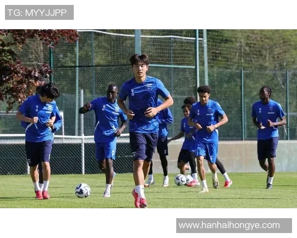 欧塞尔足球俱乐部的辉煌历程与未来展望：从历史到现代的足球之路