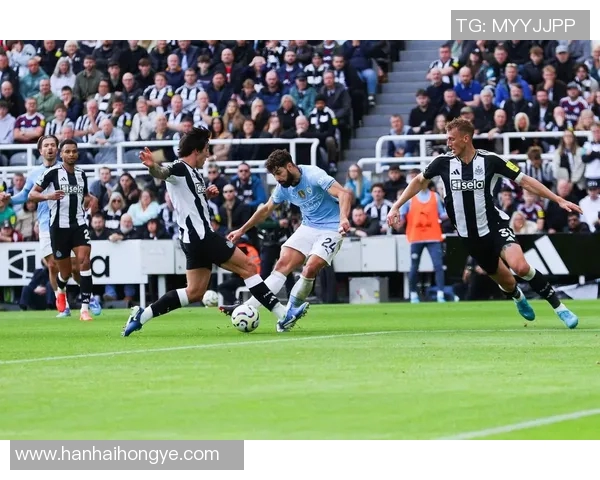 罗德里在曼城的崛起之路与未来展望：从青训到世界级中场的蜕变