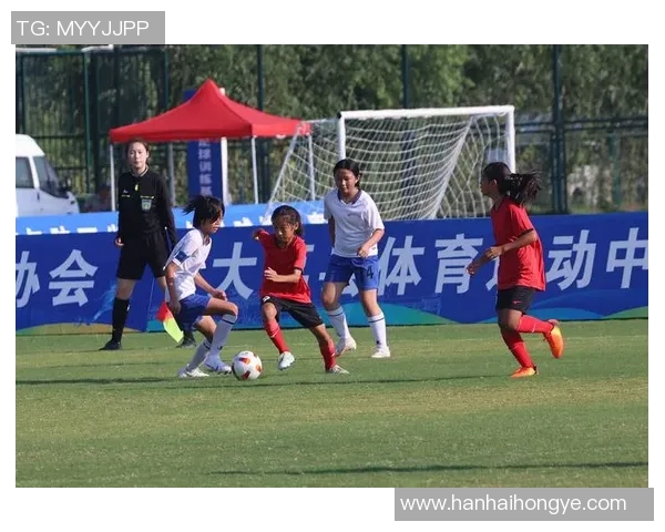 内蒙古女生足球比赛精彩直播展现青春活力与团队精神 内蒙古女生足球比赛精彩直播展现青春活力与团队精神