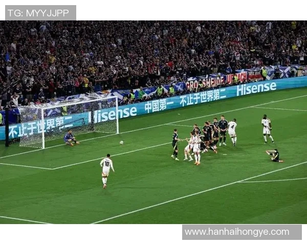 卡塔尔与吉尔吉斯激战正酣足球盛宴引发球迷热情高涨